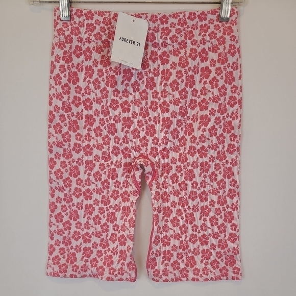 Forever 21 NEW NWT Pink White Hibiscus Biker Shorts Sz S/M Summer Women Juniors - Picture 1 of 3